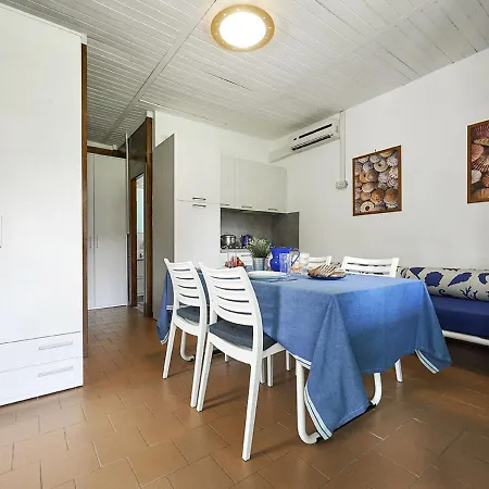 In Legno By Interhome Baia Domizia